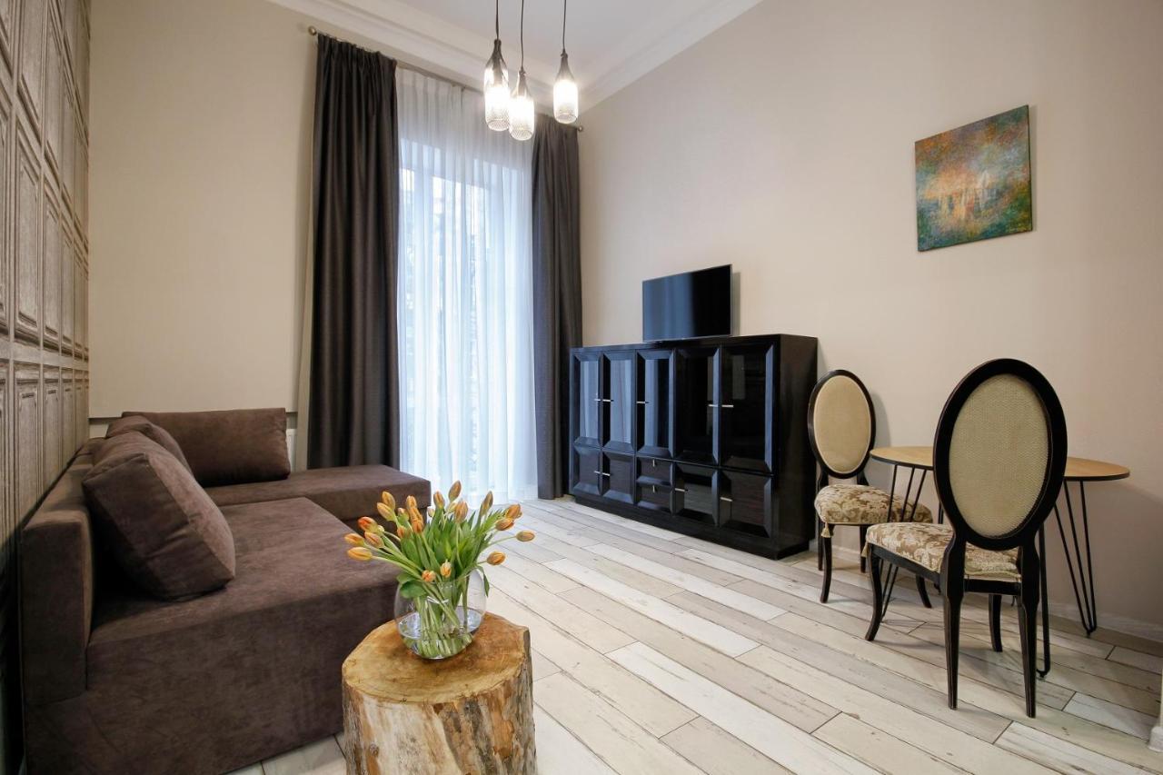 D5 Apartments Odessa Dış mekan fotoğraf